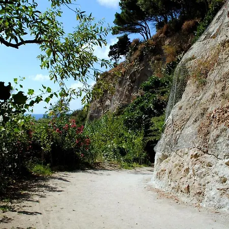 Villaggio La Pizzuta 4*