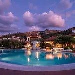 Villaggio La Pizzuta Otel
