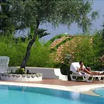 Villaggio La Pizzuta 4*