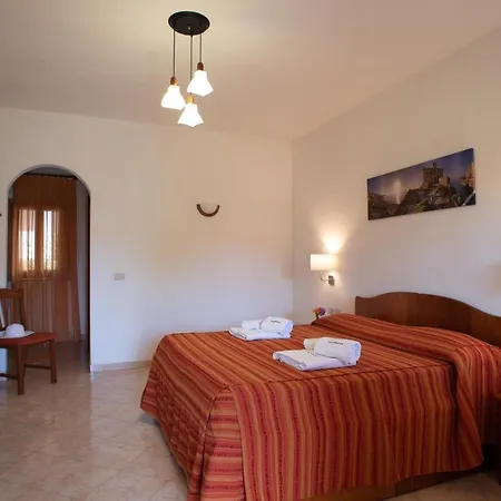 Villaggio La Pizzuta 4* بارغيليا