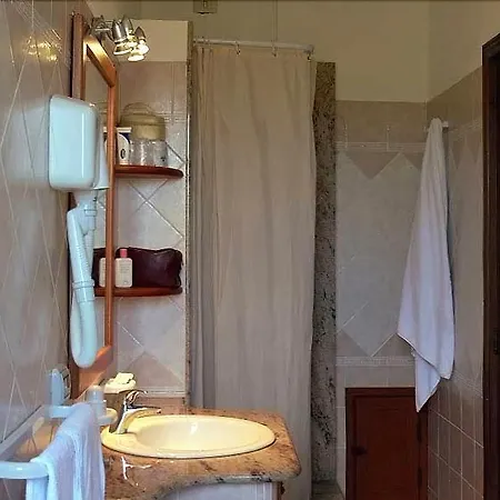 Hotel Villaggio La Pizzuta 4*
