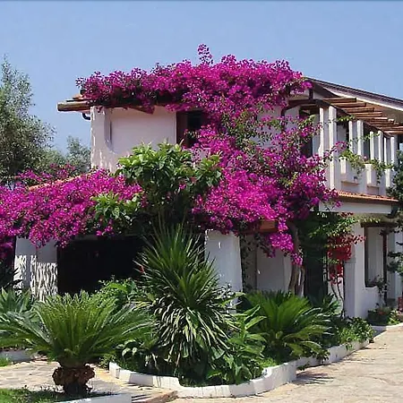 فندق Villaggio La Pizzuta بارغيليا