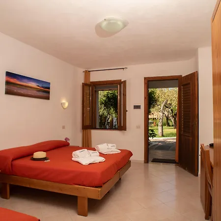 Villaggio La Pizzuta بارغيليا