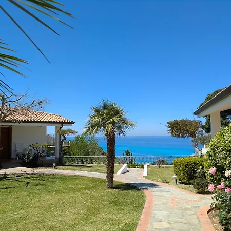Villaggio La Pizzuta فندق 4*