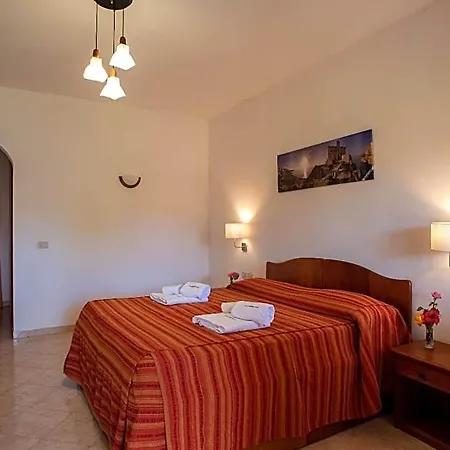 Villaggio La Pizzuta Отель Паргелия