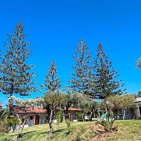 Villaggio La Pizzuta Отель 4*