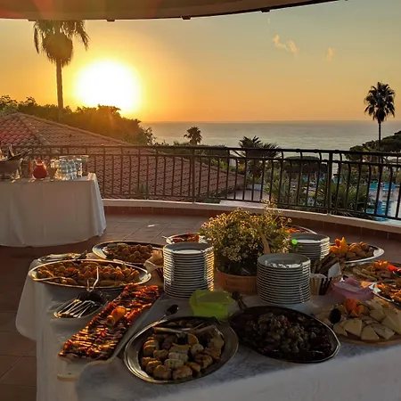 Villaggio La Pizzuta 4*