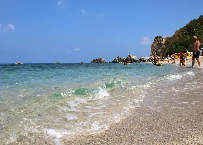 Villaggio La Pizzuta Hotell 4*