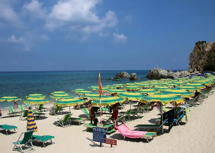 Villaggio La Pizzuta Hotell 4*