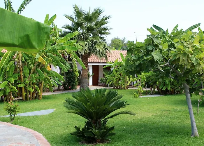 Villaggio La Pizzuta Hotell 4*