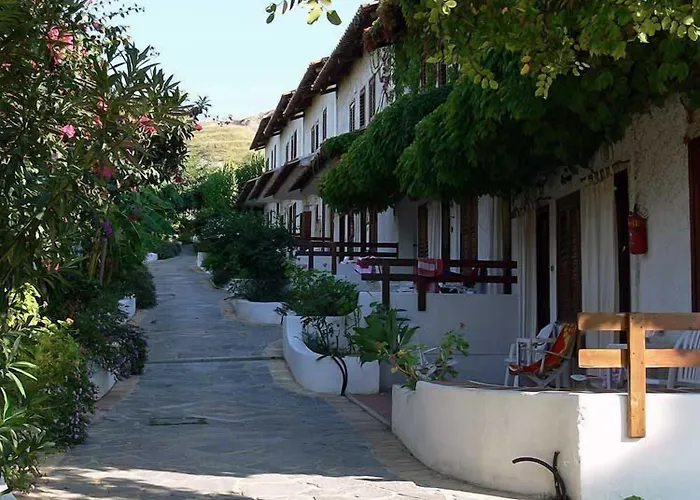 Hotell Villaggio La Pizzuta 4*