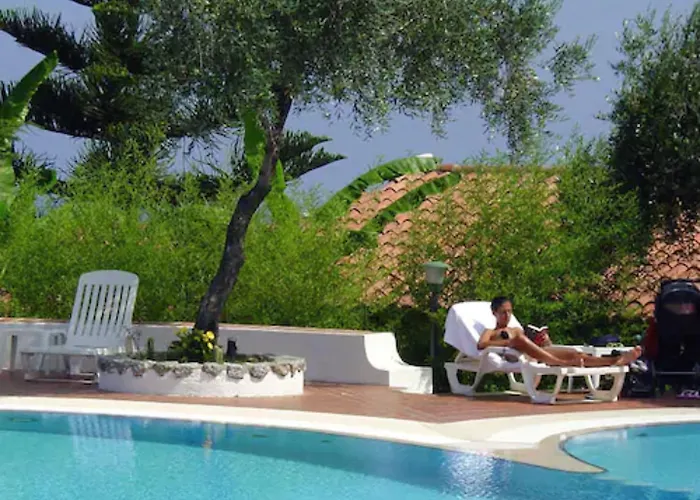 Villaggio La Pizzuta 4*